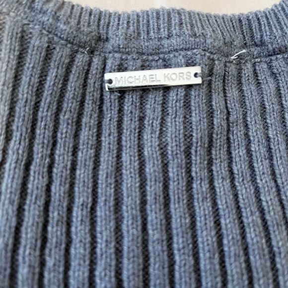 Michael By Michael Kors Gray Asymmetrical Hem Knot Crewneck Sweater Size Medium - Picture 6 of 7
